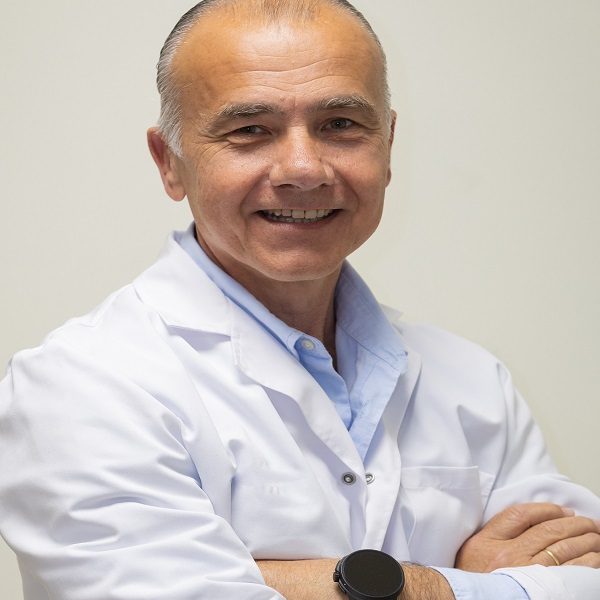 Dr. Ernesto González Mesa